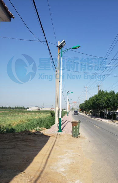 六米太陽(yáng)能路燈